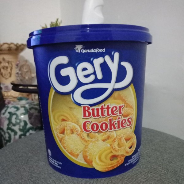 Gery Butter Cookies