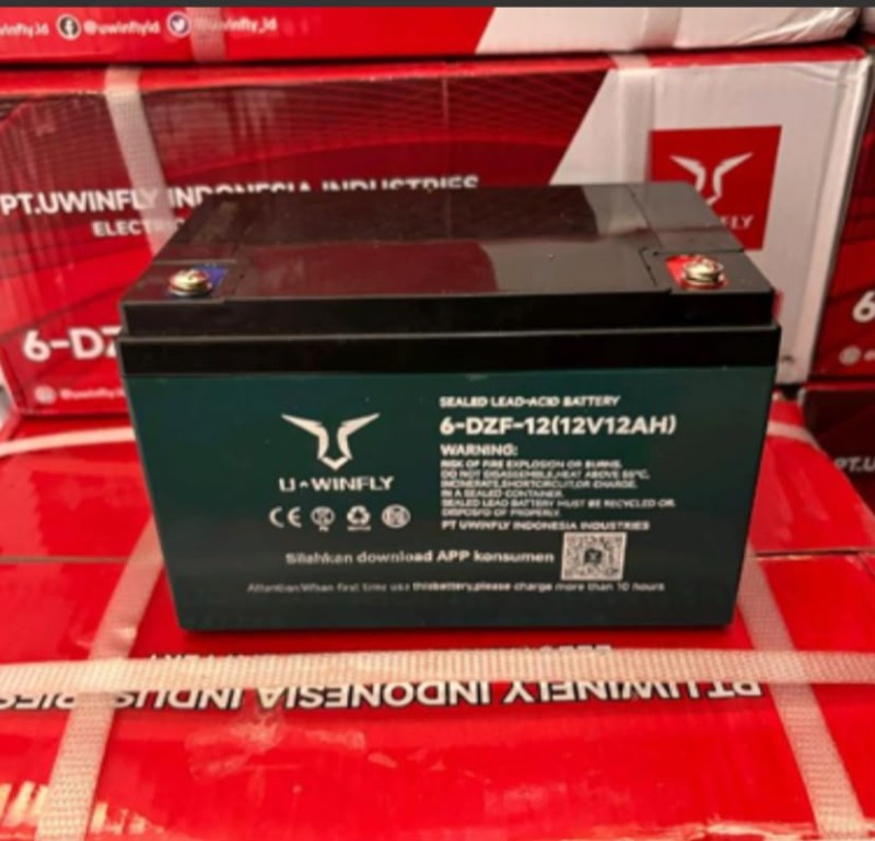Baterai motor listrik