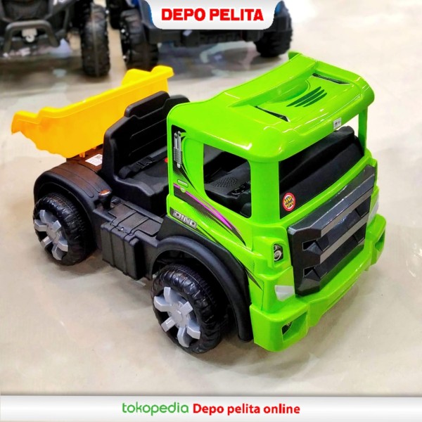 Mobil Aki Mega Truck 5032