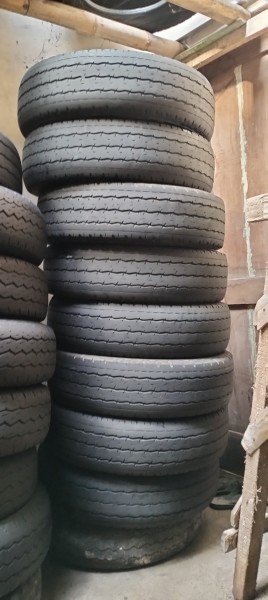 Ban Mobil Bekas