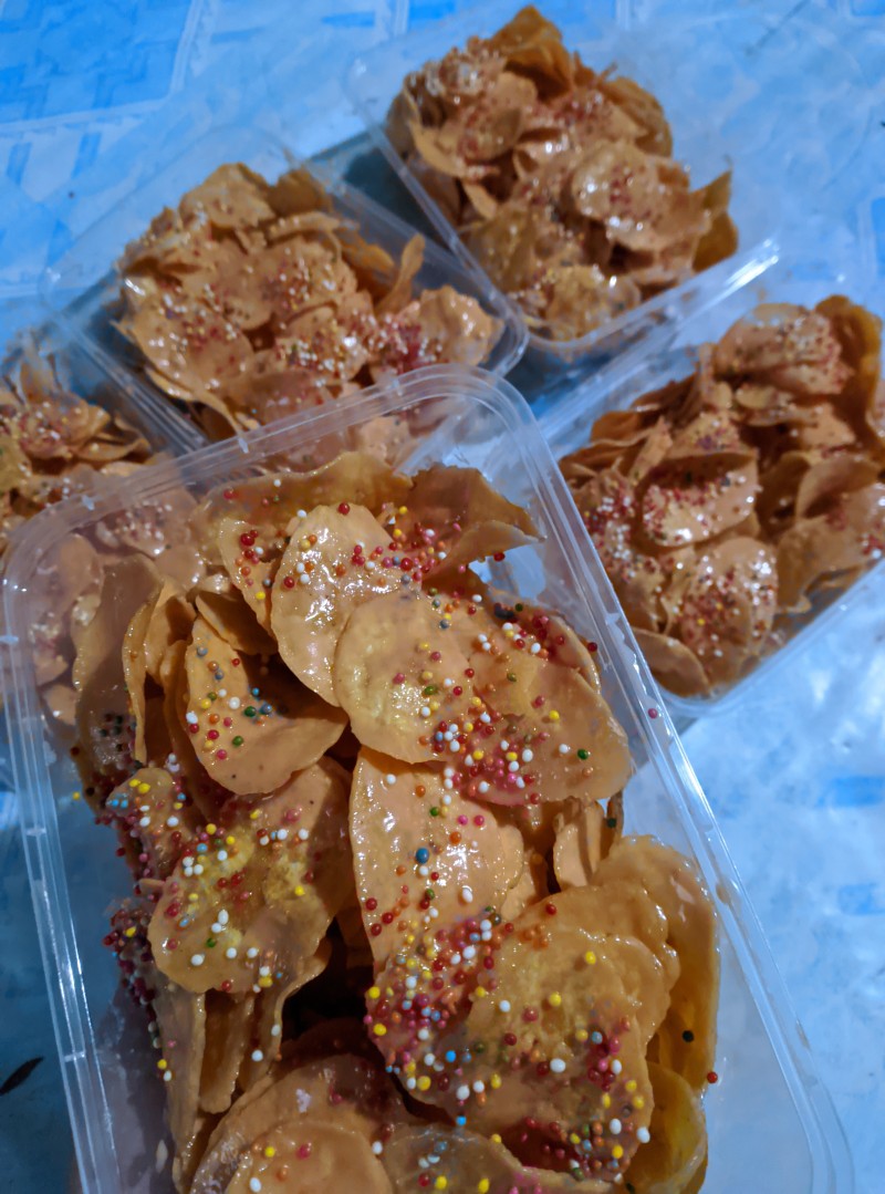 Kripik pisang rasa orange