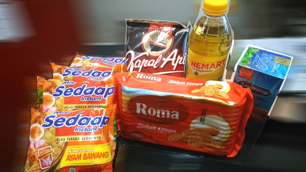 Paket 1 (makanan dan cemilan)