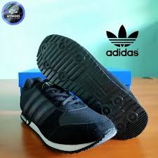 Sepatu adidas