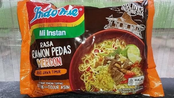 Indomie kuah rasa RAWON pedas