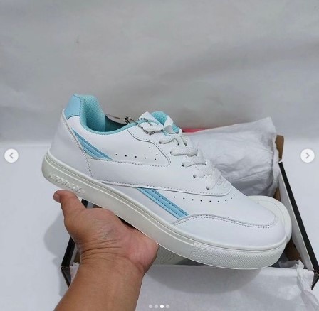 Airwalk Radriel-White Blue (Women) (Casual)