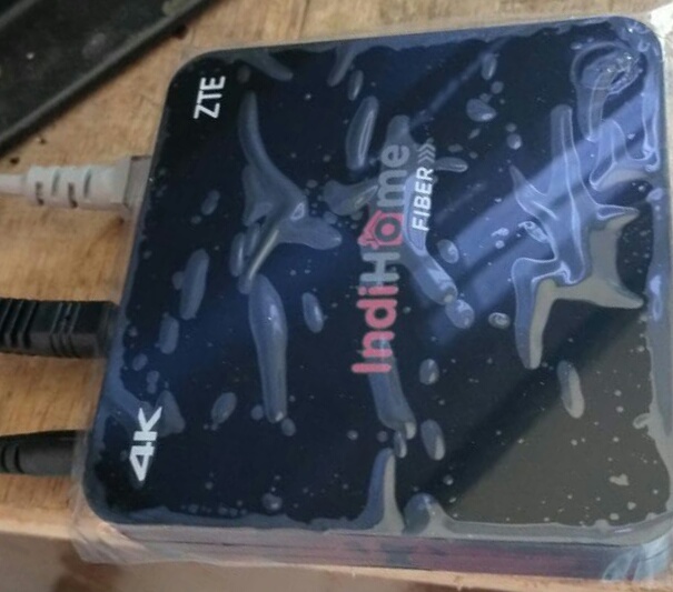 STB ZTE + remote voice android 9