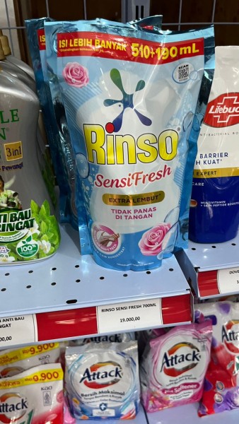 RINSO SABUN CUCI CAIR