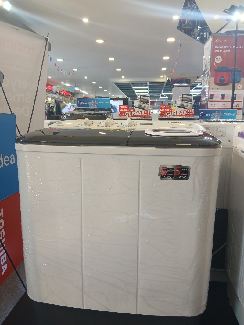 Mesin Cuci Toshiba 2 Tabung 7,5kg VHM80MN