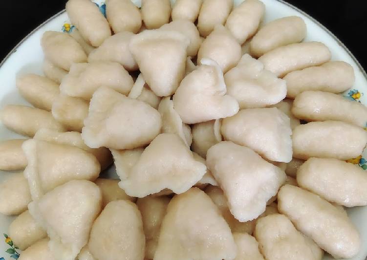 Makanan dan minuman ringan