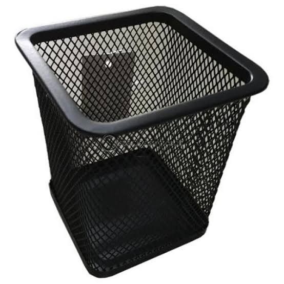 Tempat pensil keranjang