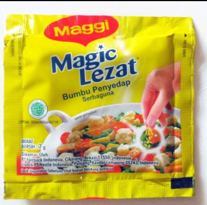 MAGGI BUMBU PENYEDAP ISI 12 SACHET