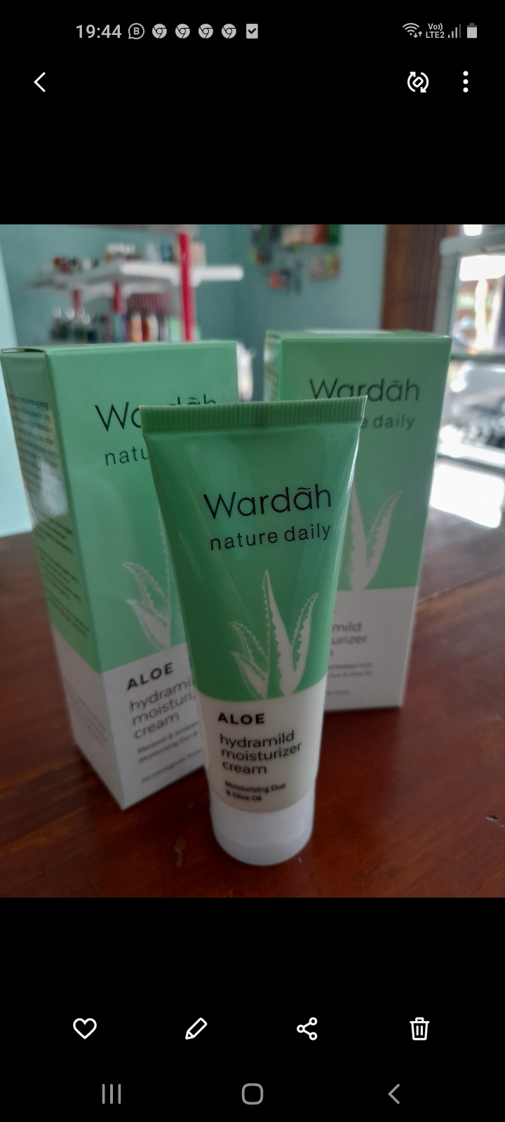 Wardah  nature daily  aloe