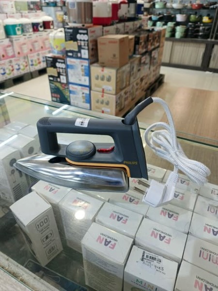 SETRIKA PHILIPS HD1172